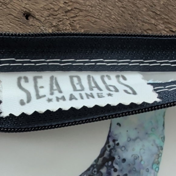 Seal Print Wristlet Pouch - Picture 2 of 4